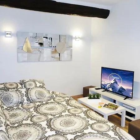 L'authentic, Charme Dans La Vieille Avec Climatisation Apartament