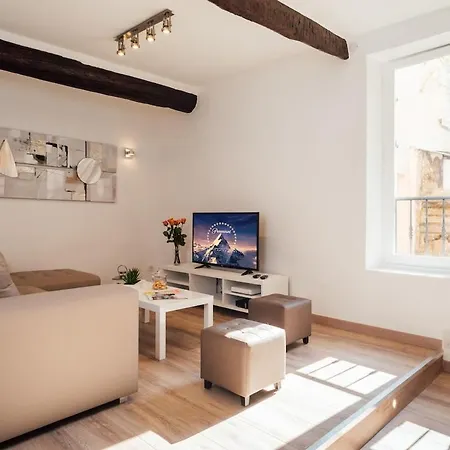 Apartament L'authentic, Charme Dans La Vieille Avec Climatisation *