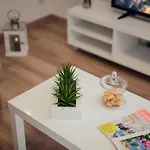 Apartman L'authentic, Charme Dans La Vieille Avec Climatisation *