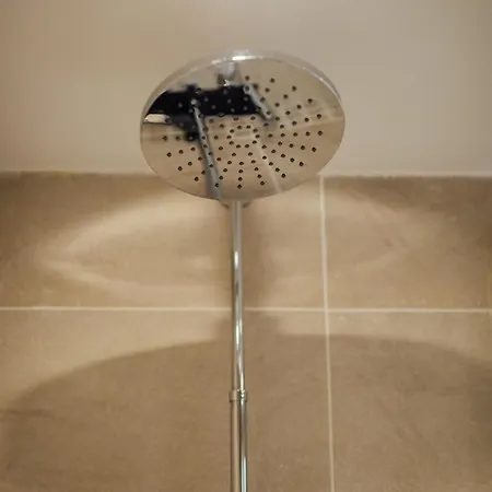 L'authentic, Charme Dans La Vieille Avec Climatisation Apartmán